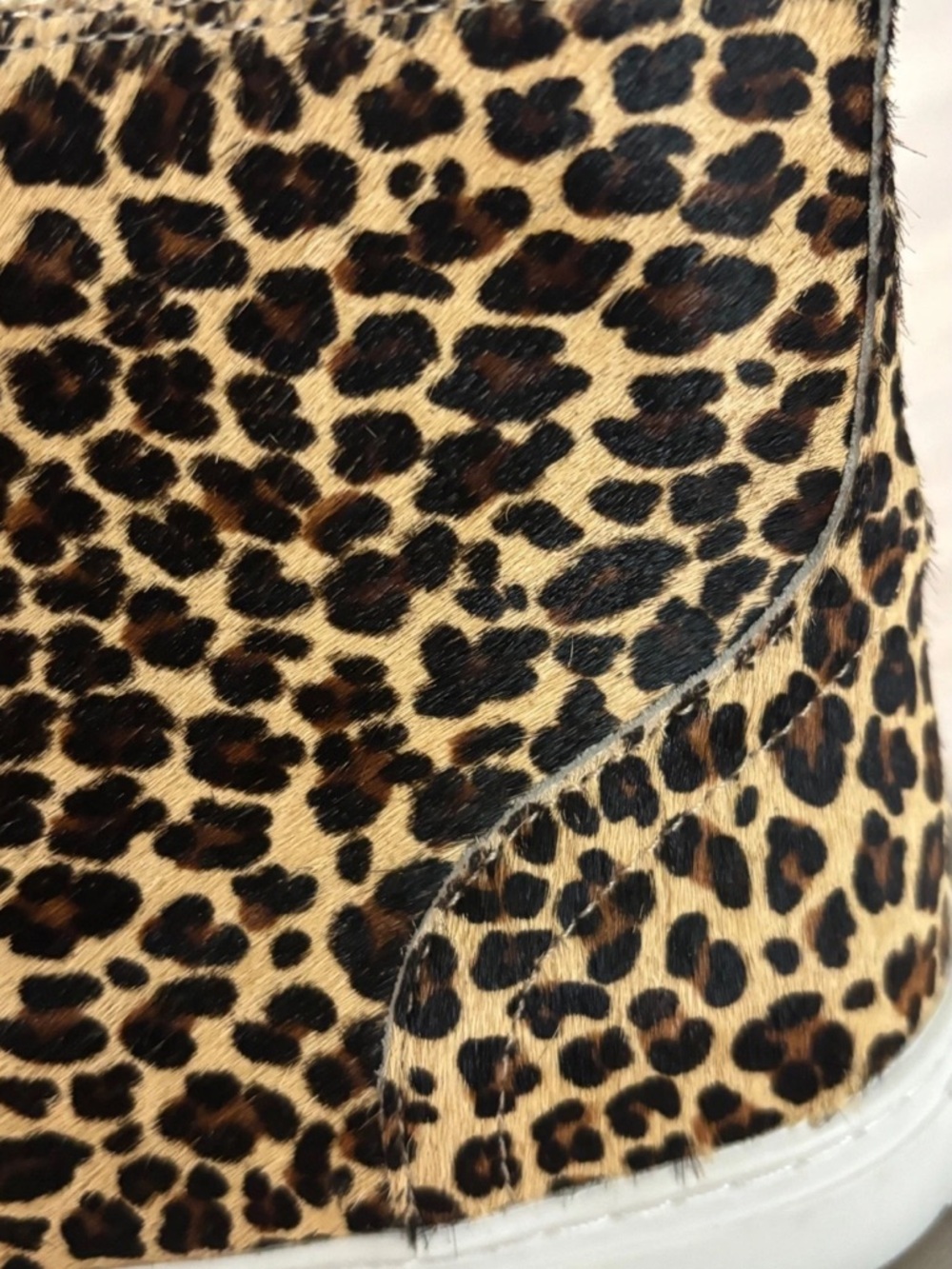 Matisse Entice leopard print calf hair high-top sneakers Size 8M - Picture 3 of 6